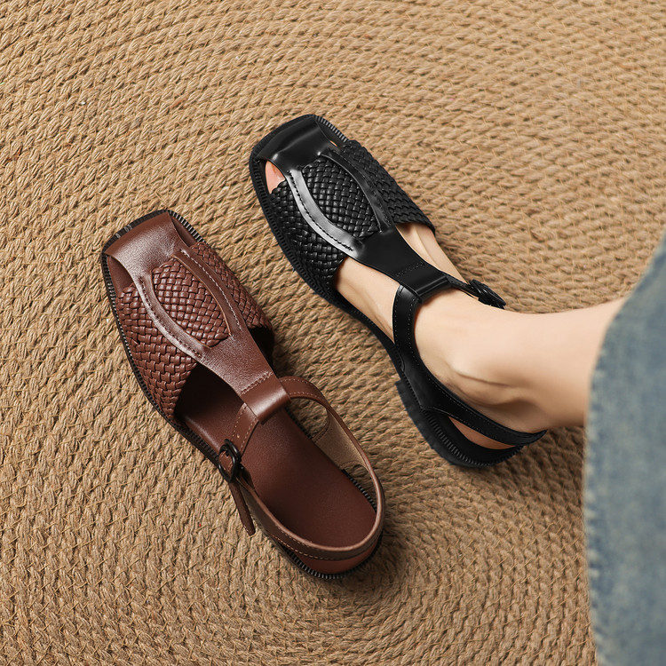 Elegant Closed Toe Sandals for Women