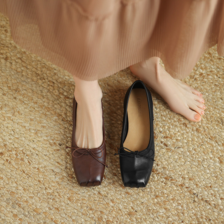 Korean Style Women's Flat Shoes Square Toe Slip-On - Image 2