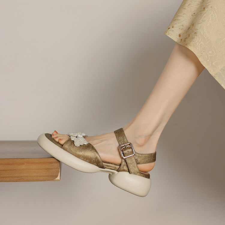 Minimalist Open Toe Sandals with Chunky Mid Heel