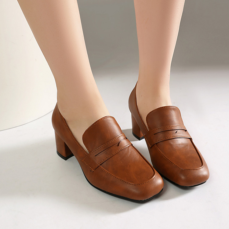 Women's Closed Toe Slippers with Square Heel and Mink Fur Upper - Image 3