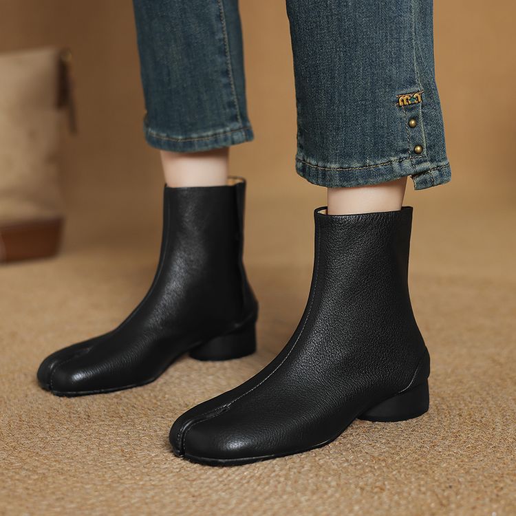 Women's Commute Ankle Boots Sheepskin Leather Mid Chunky Heel Round Toe