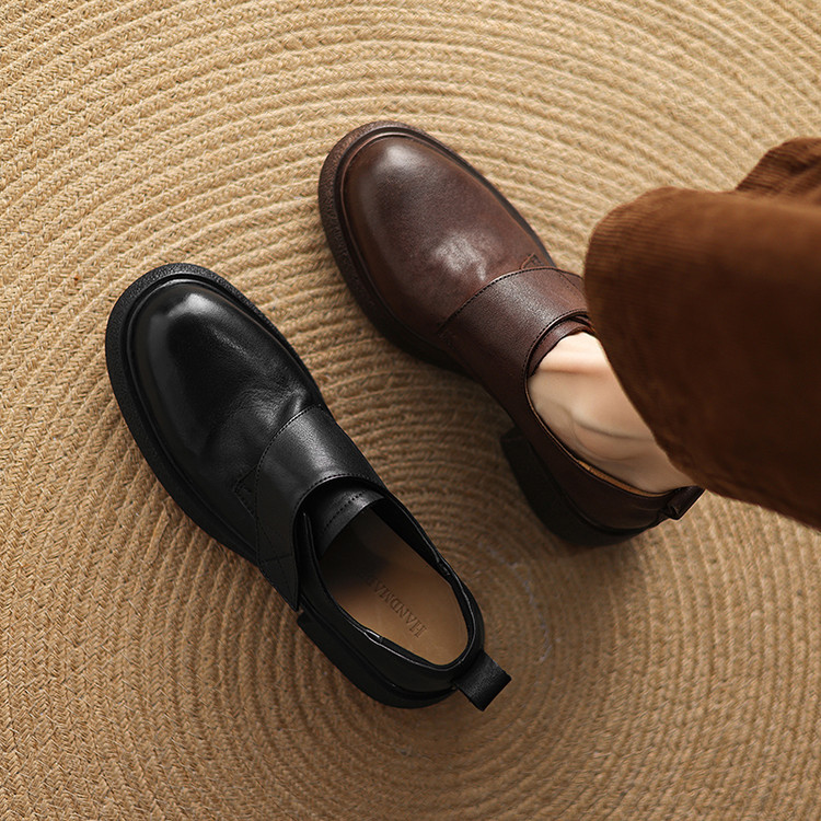 Women's Deep Mouth Flat Shoes in Black or Brown - Style o.html