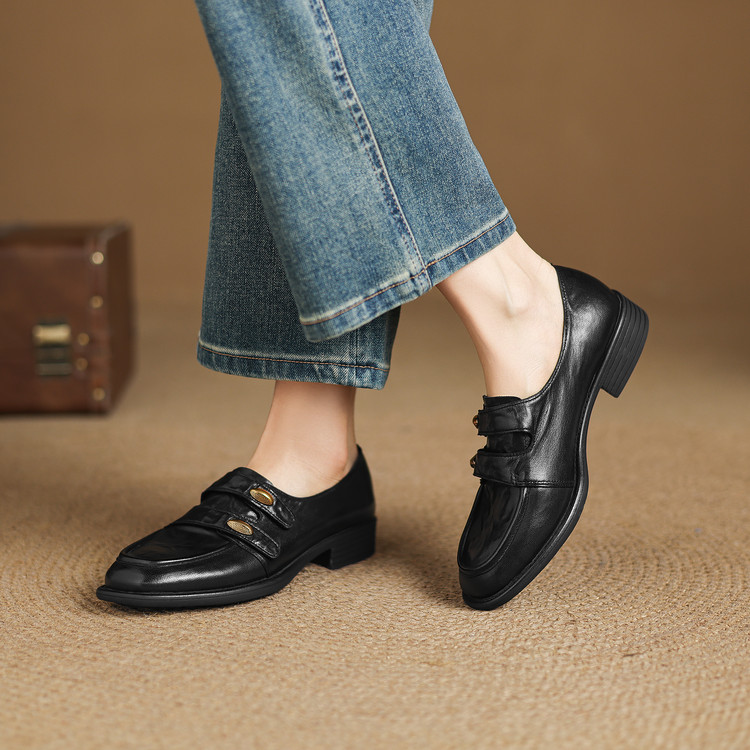 Women's Deep Mouth Flat Shoes in Sheepskin Leather - Image 4