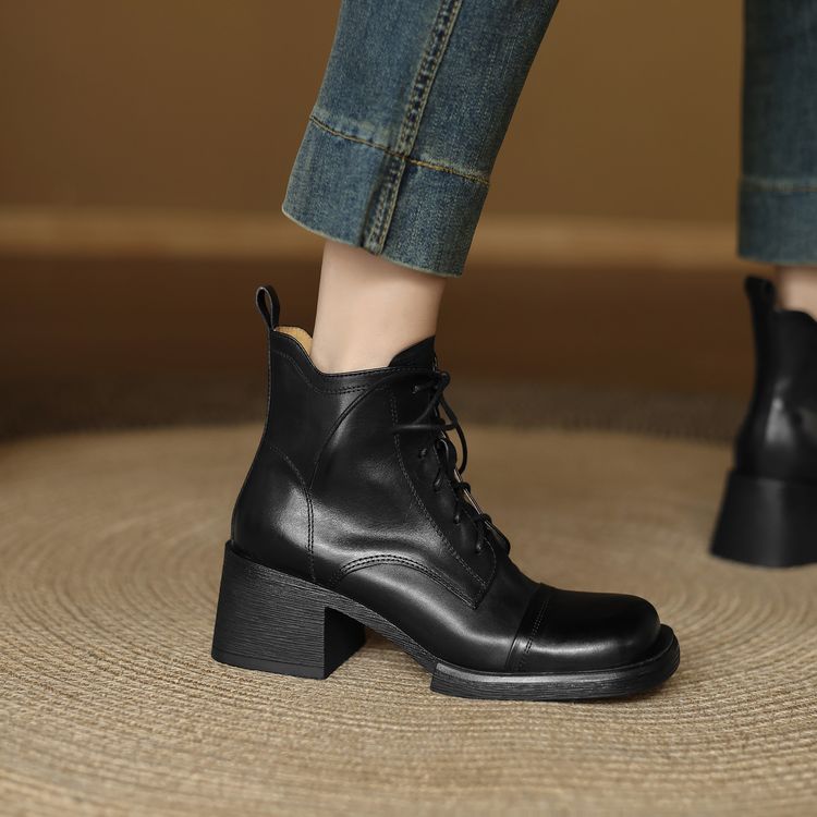Women's Retro Leather Riding Boots with Side Zipper and Chunky Mid Heel - Image 3