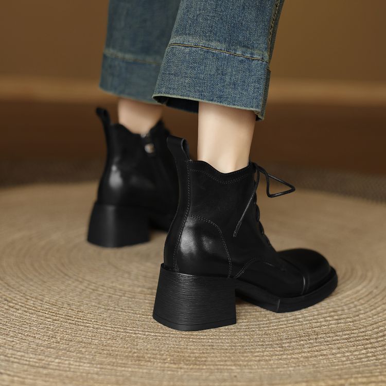 Women's Retro Leather Riding Boots with Side Zipper and Chunky Mid Heel - Image 4